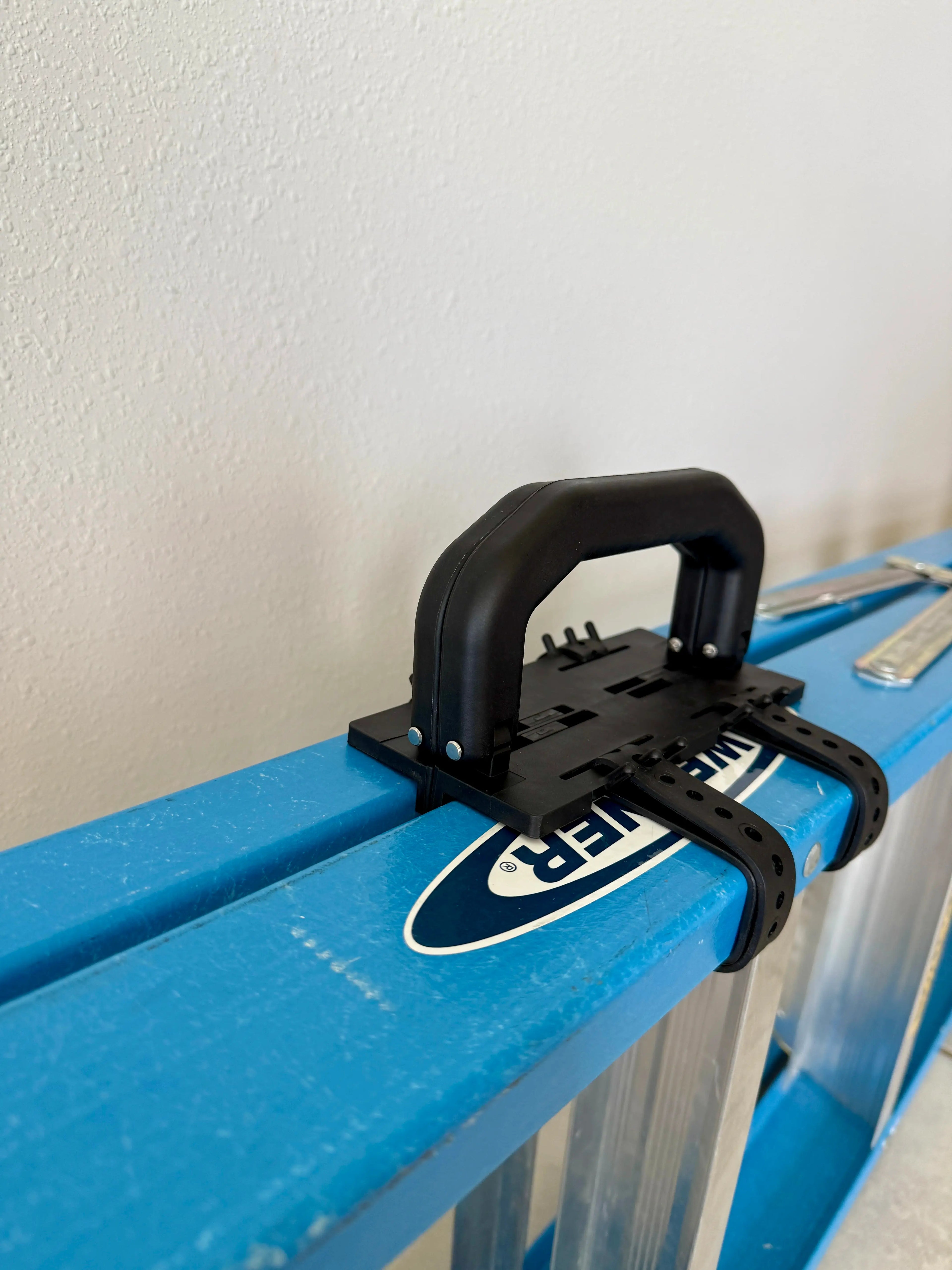 Ladder Lugger